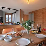 Tigerlily, Apartmán Samoëns