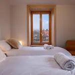 Tigerlily, Apartmán
